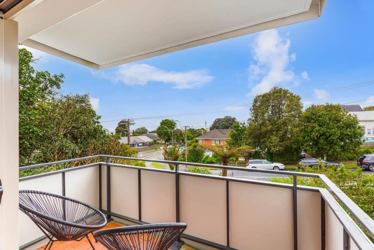 Apartment Lovely 2-bedroom With Free Parking *