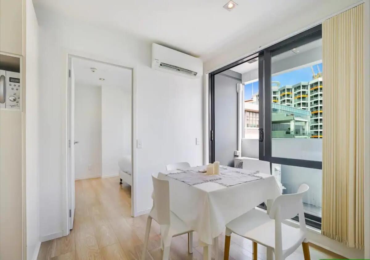 Apartment Central Two-bedroom Close To Spark Arena