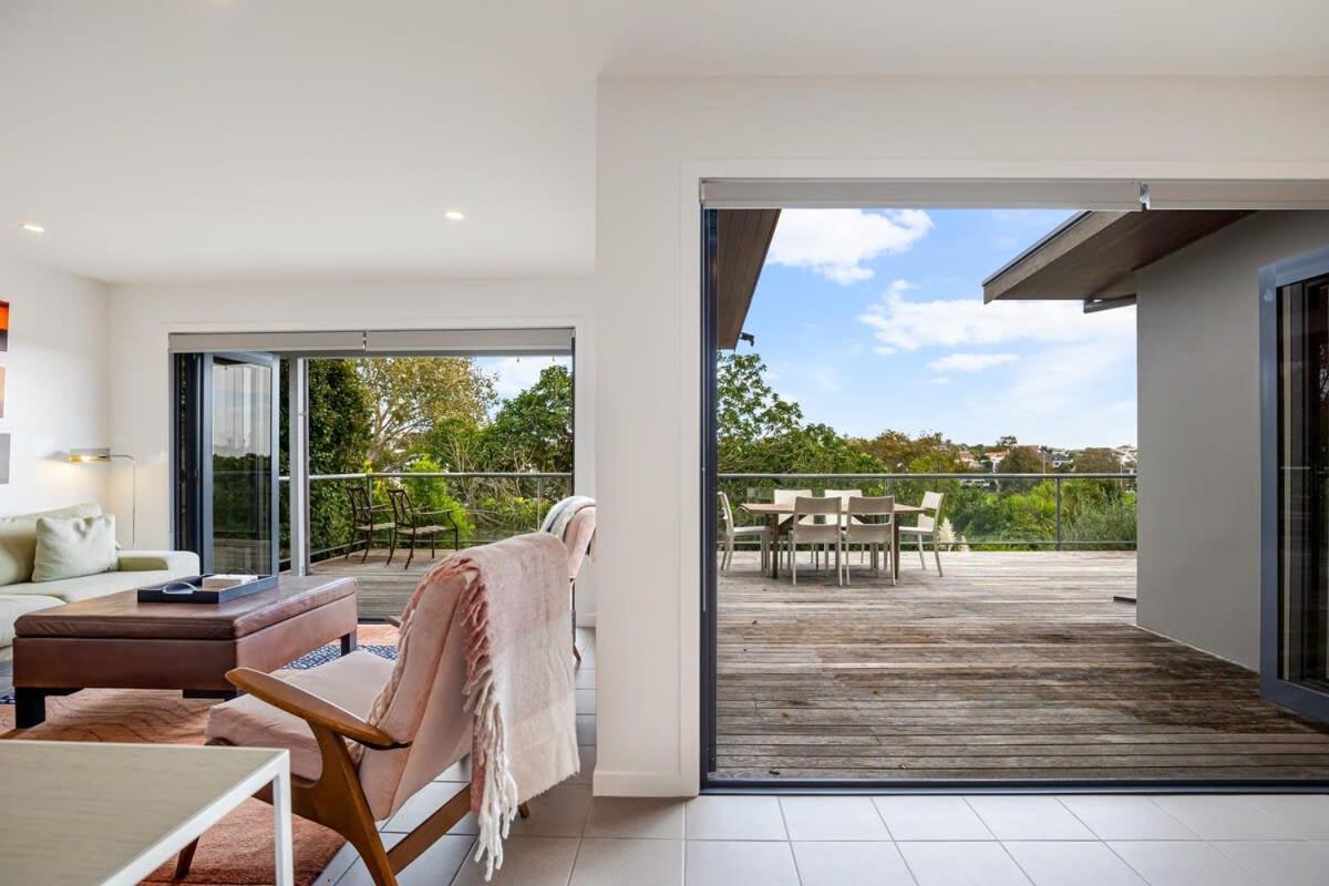 Stylish And Serene Living In Kohimarama