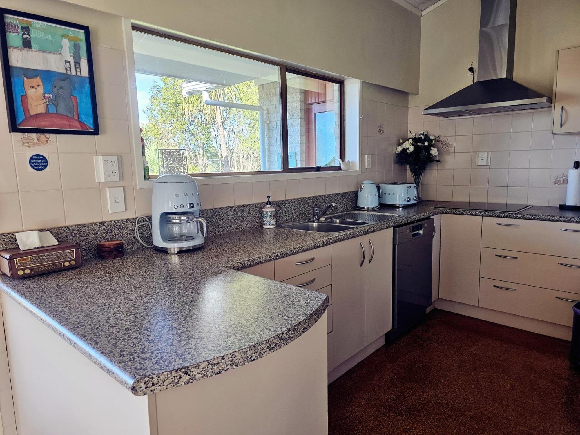 The Waterfront 361-with Sea View, Skysport And Air Conditioner In Each Bedroom Auckland