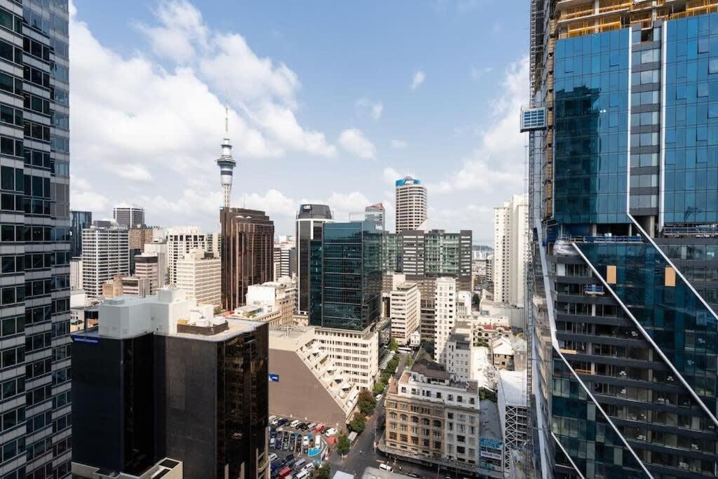 Apartment 2 Brm Apt - Stunning Harbour Views, Level 24 Auckland