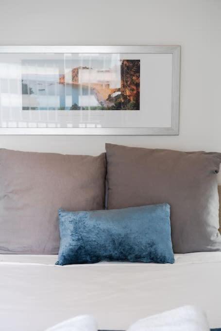 2 Brm Apt - Stunning Harbour Views, Level 24 Apartment Auckland
