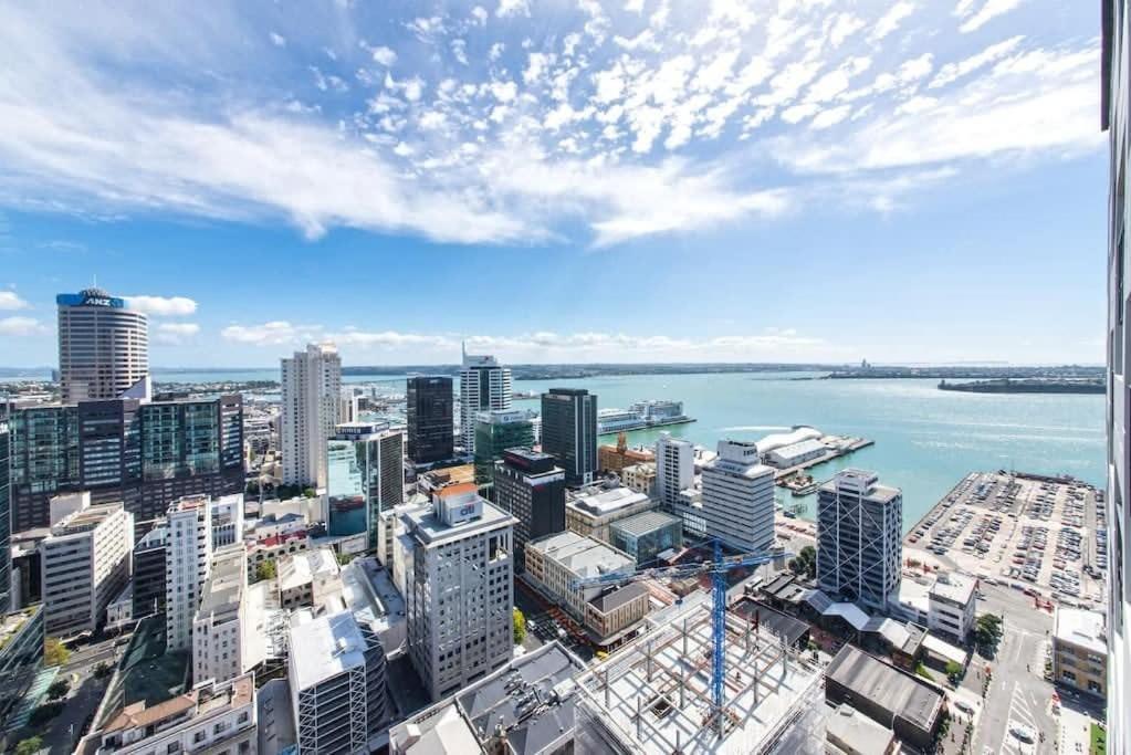 2 Brm Apt - Stunning Harbour Views, Level 24