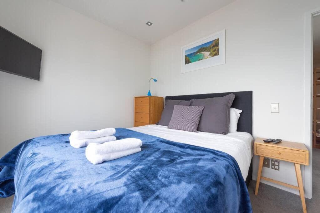 2 Brm Apt - Amazing Harbour Views, Level 30