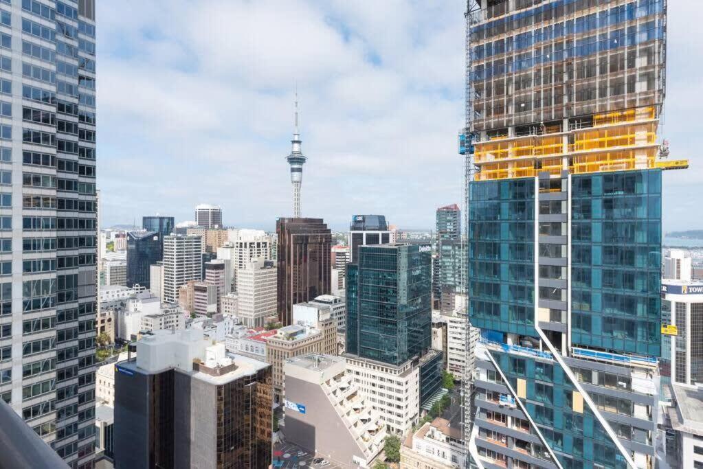 Apartment 2 Brm Apt - Amazing Harbour Views, Level 30 *