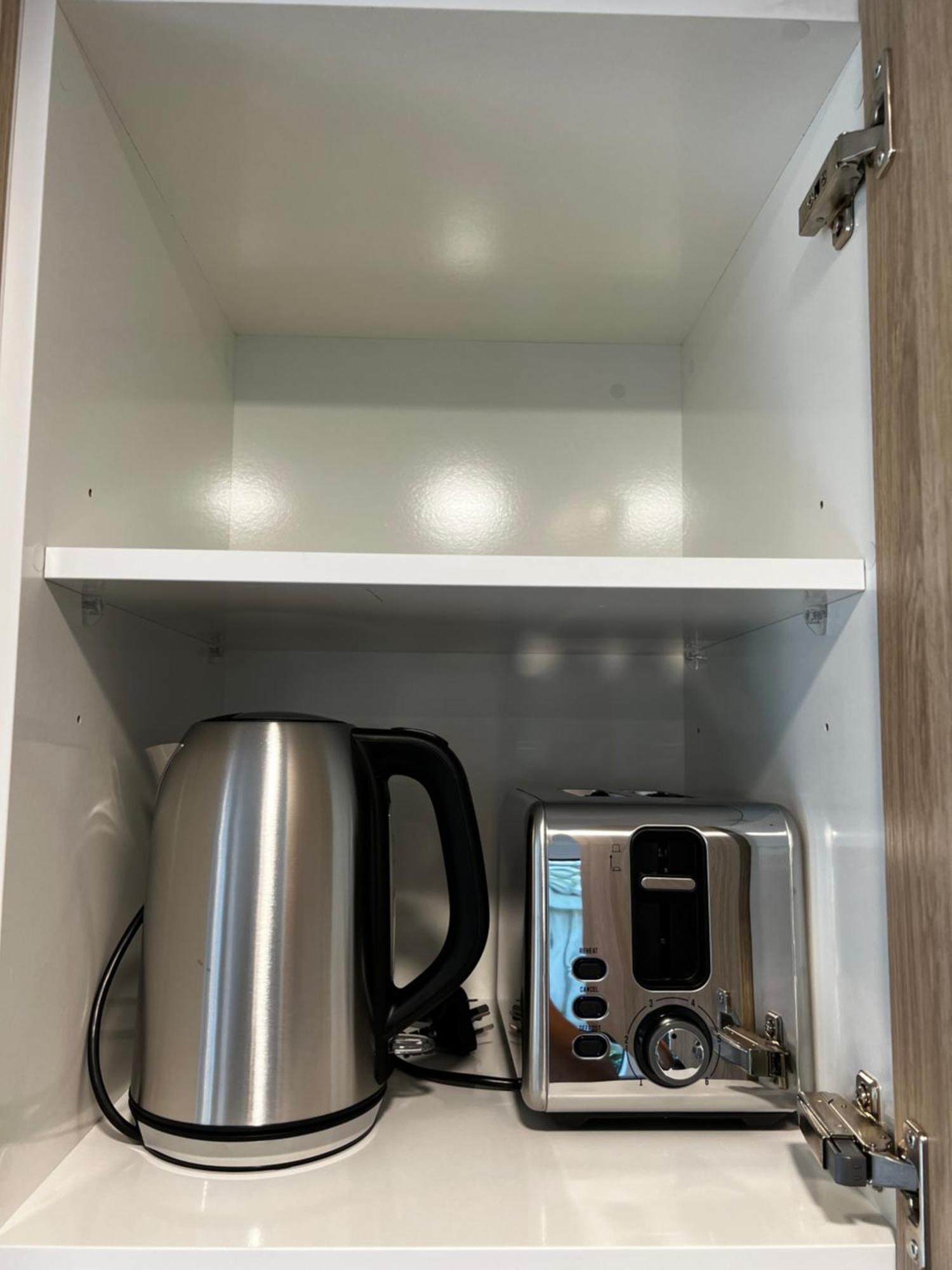 Modern By The Reserve Holiday home Auckland