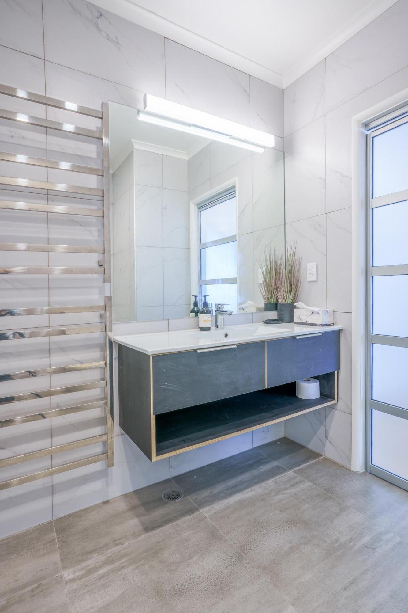 Princes Wharf - Luxury Apartment *
