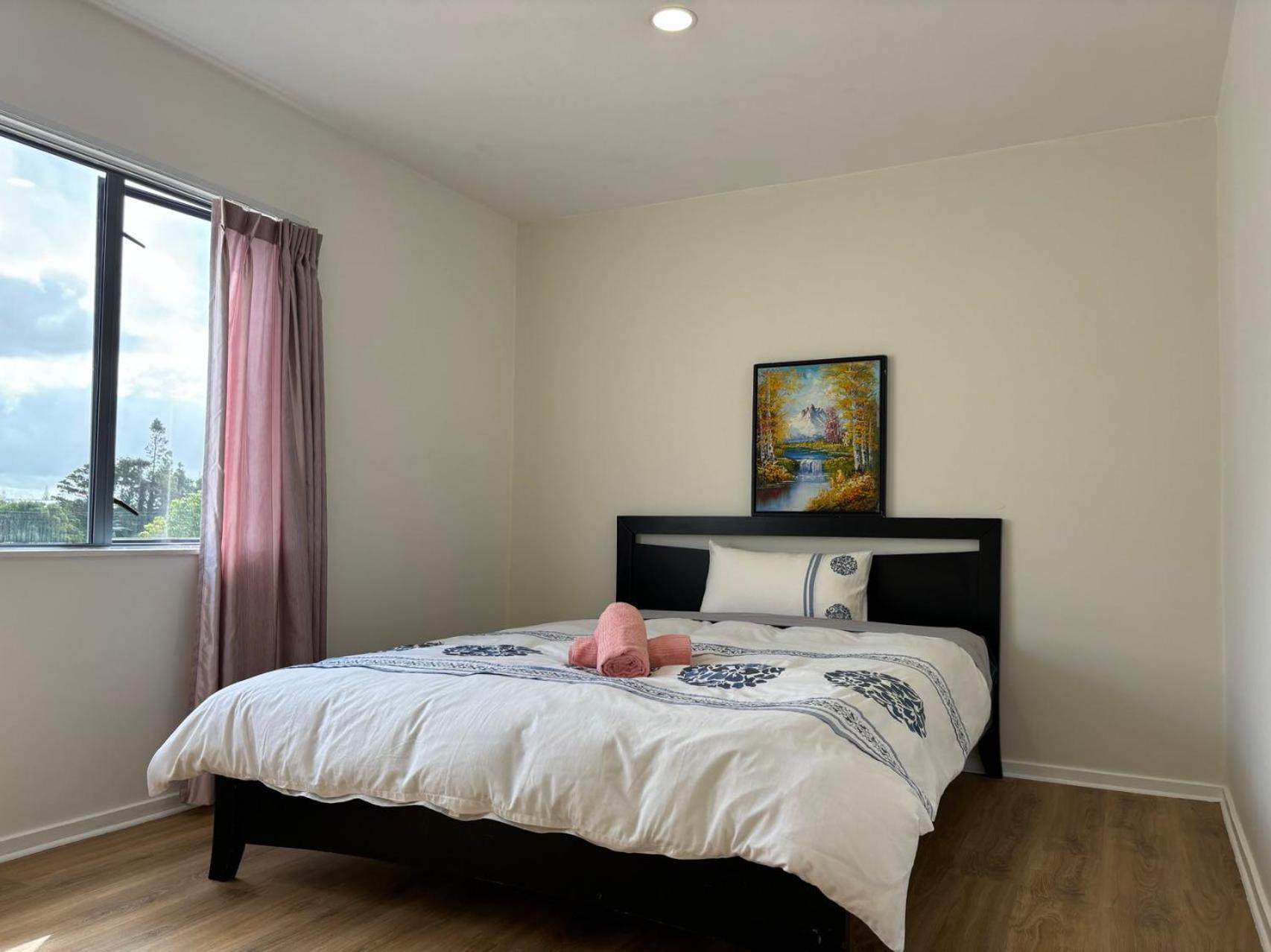 New Lynn Tidy House Auckland