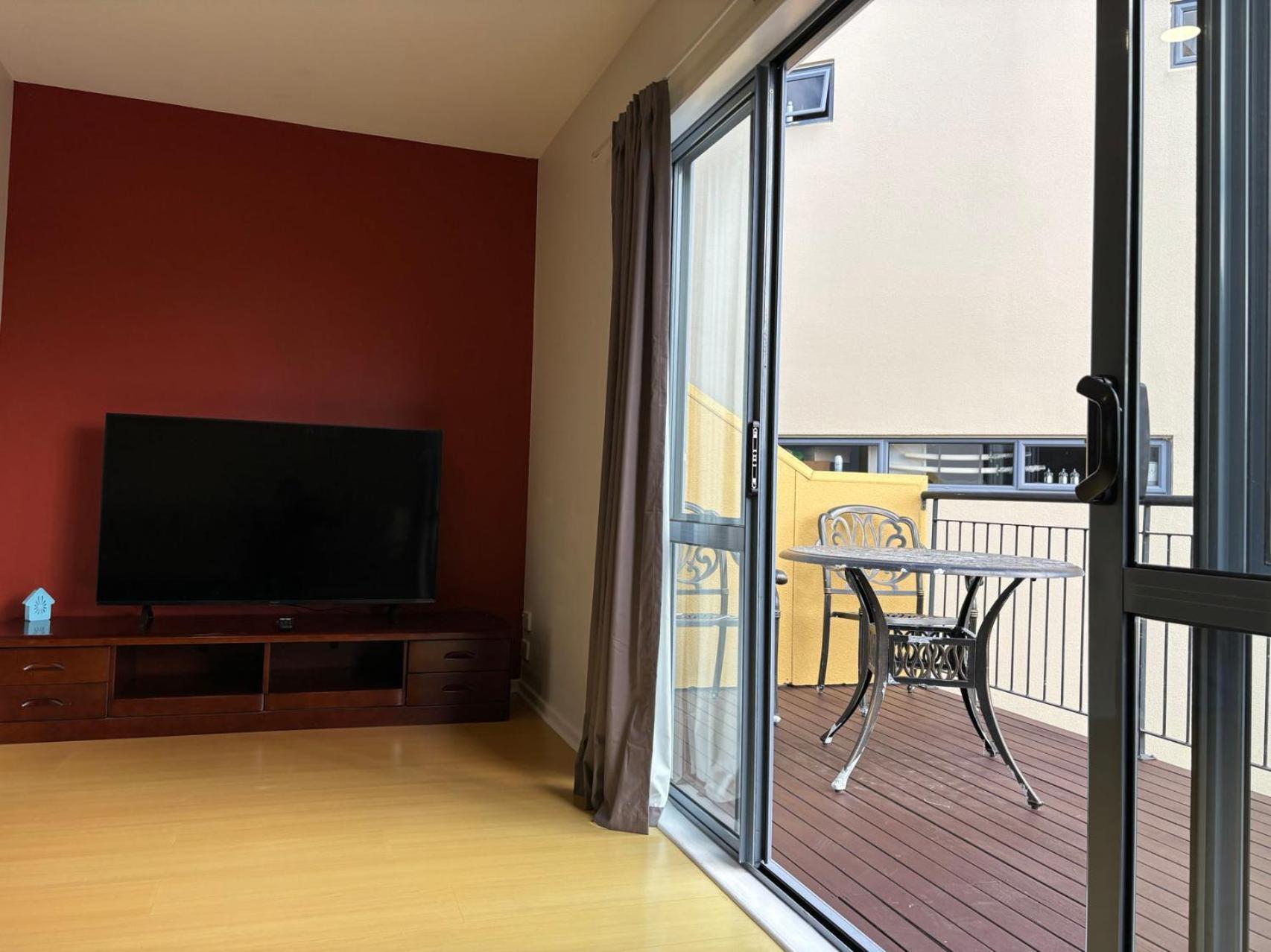 Holiday home New Lynn Tidy House