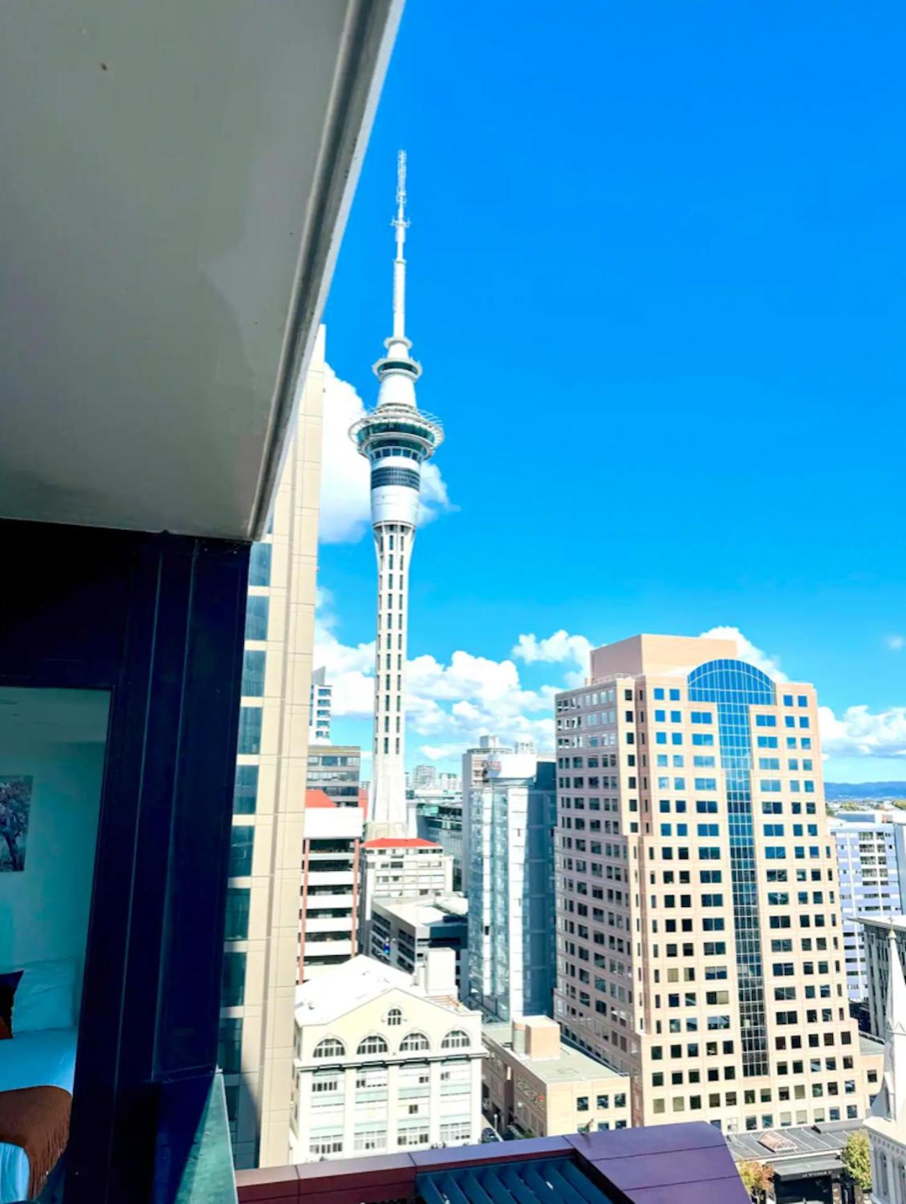Gorgeous Seaview 2 Bedroom In Cbd * Auckland