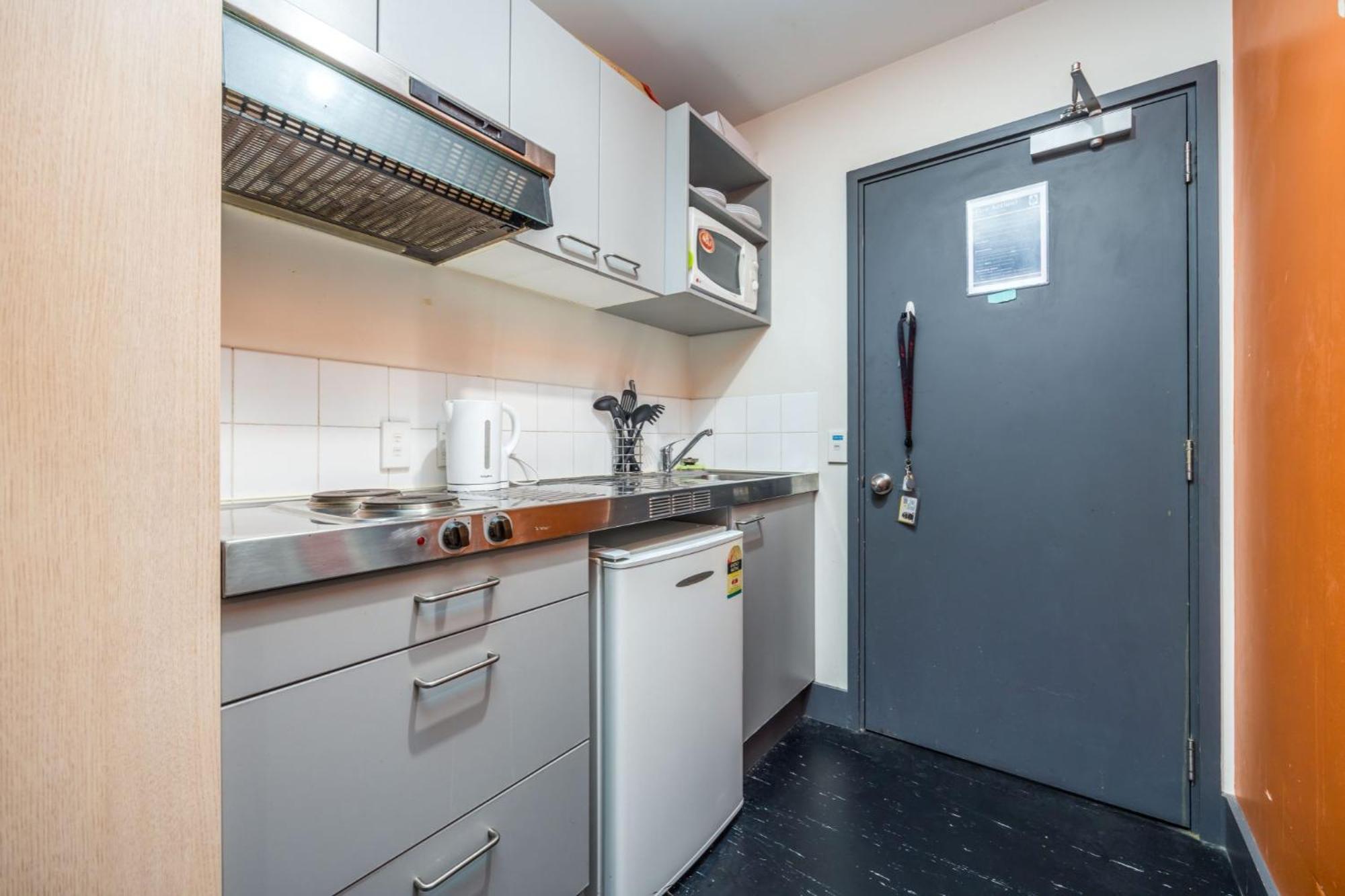 Apartment Single *