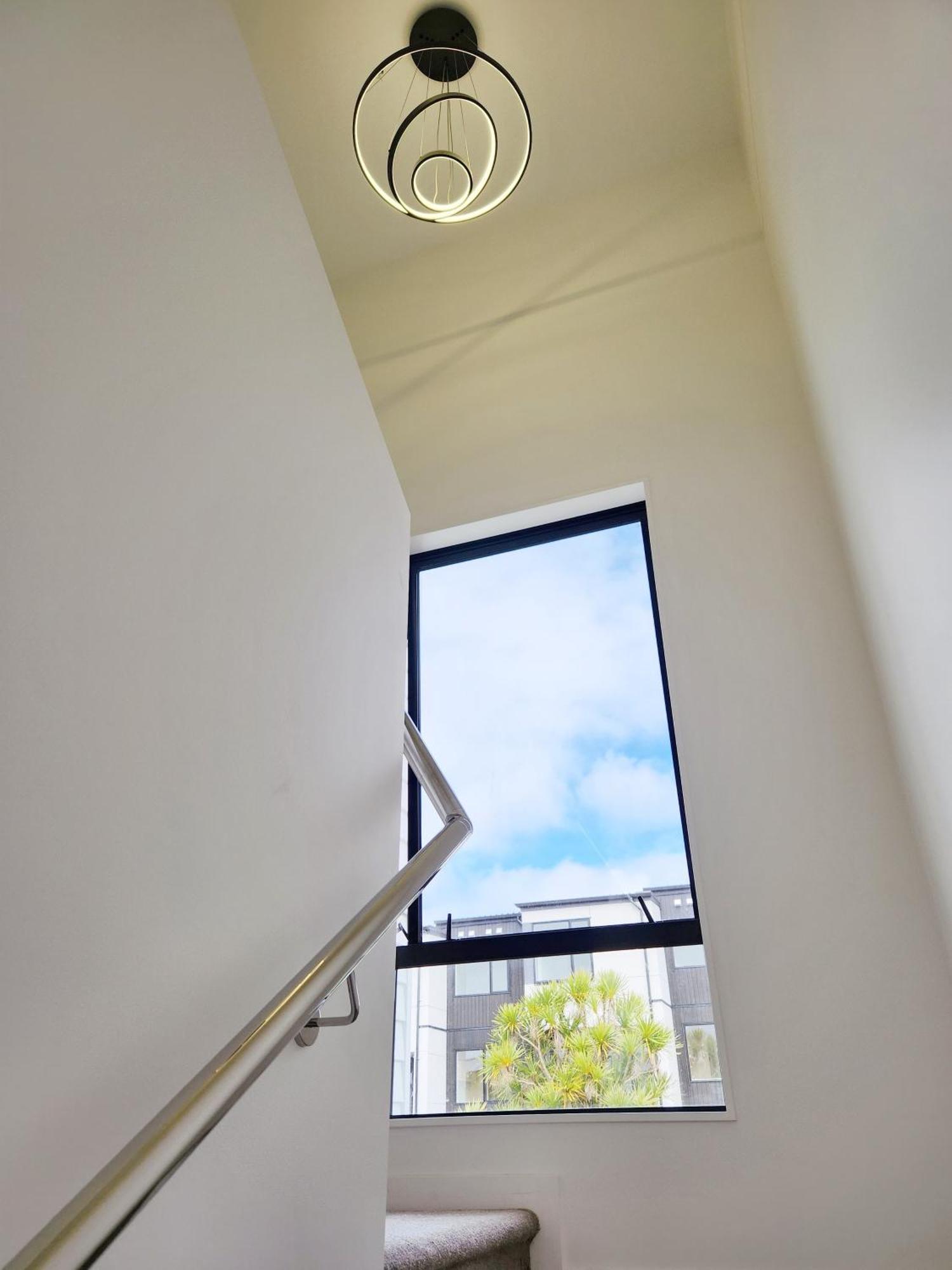 Your Modern In Sandringham, Close To City, Heat Pumps, Netflix, Parking * Auckland