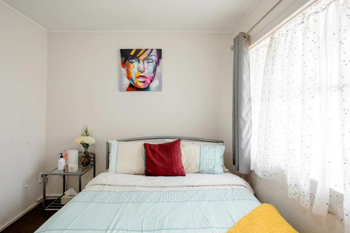 Budget Friendly Near The Airport Homestay *