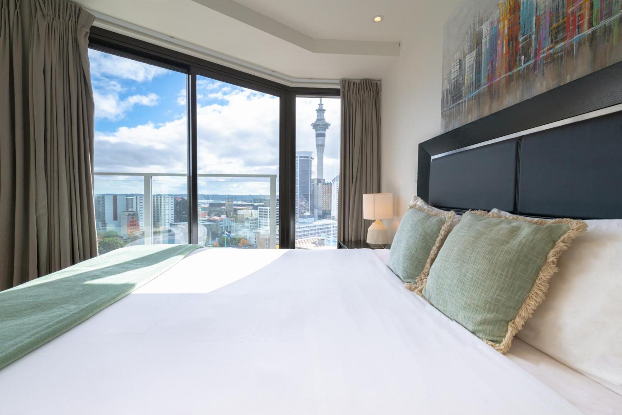 Amazing Skytower View 2 Bedroom 2 Bathroom Auckland