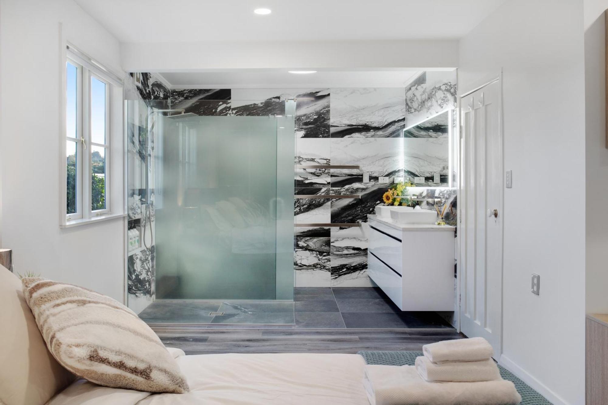 Urban Oasis In Holiday home Auckland