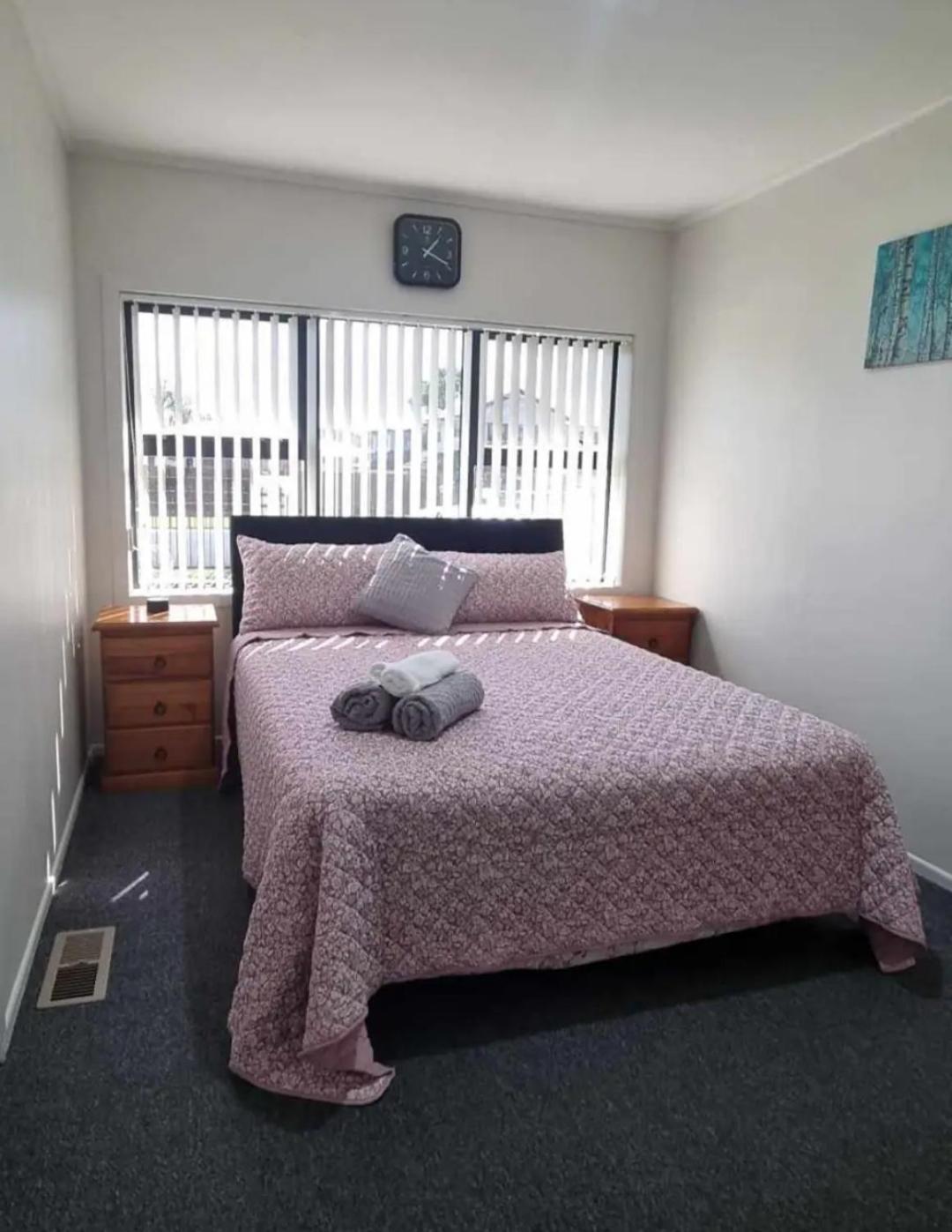 Holiday home Close To Amenities And Airport. Auckland