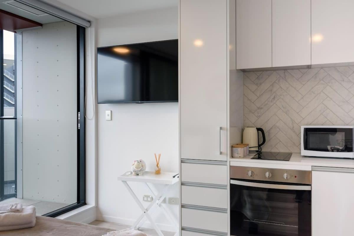Union Building, Apartment *