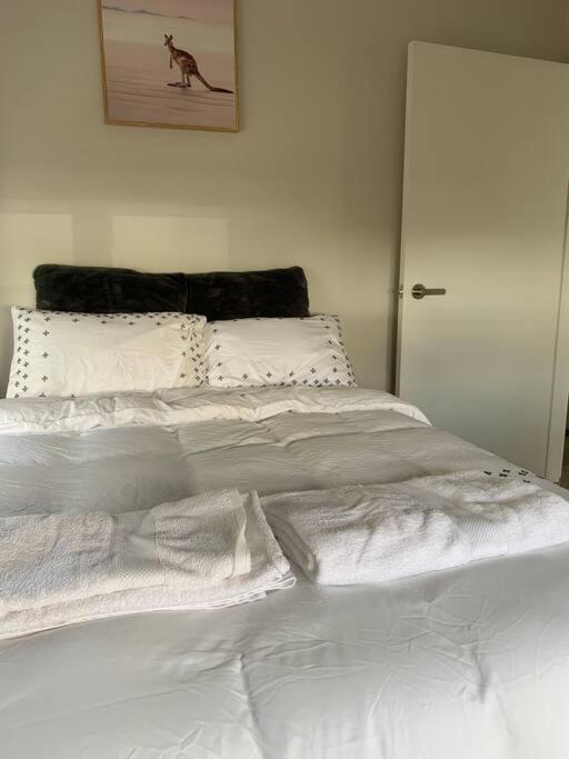 Serene 5-bedroom Papakura Holiday home *