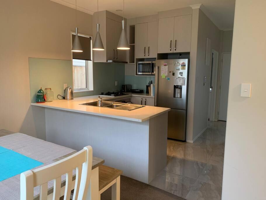 Serene 5-bedroom Papakura Holiday home