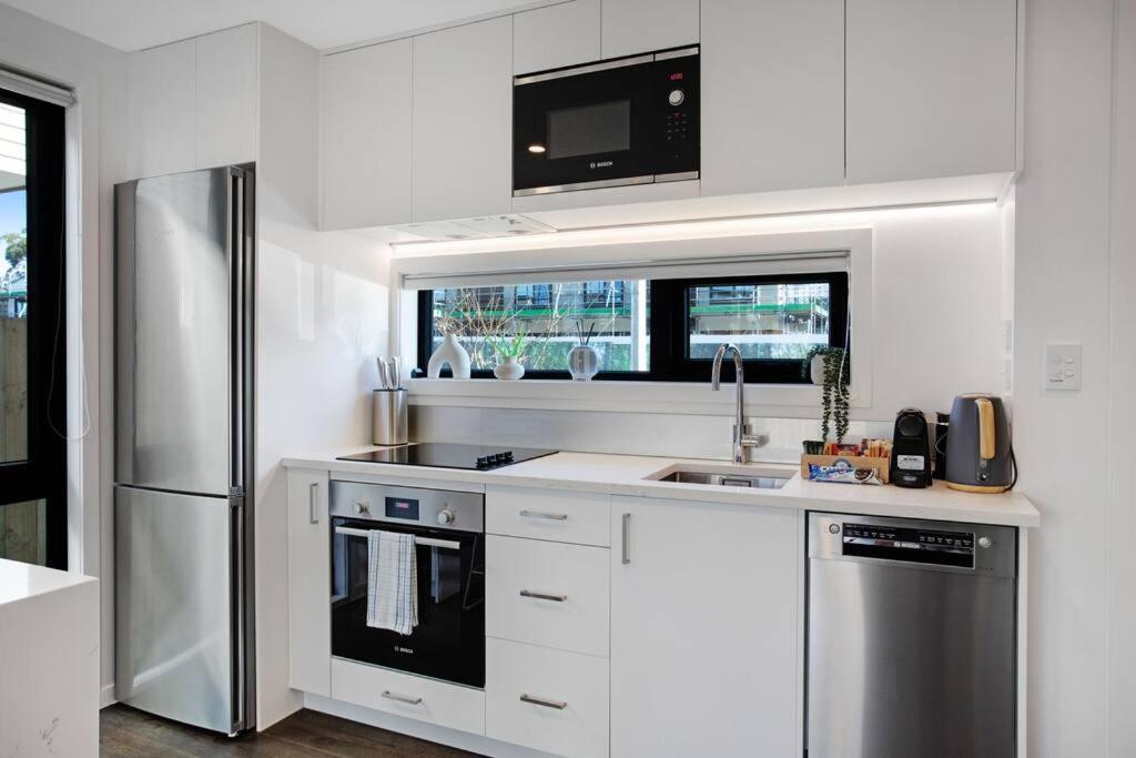 Holiday home Brand New Family 7km From Airport *