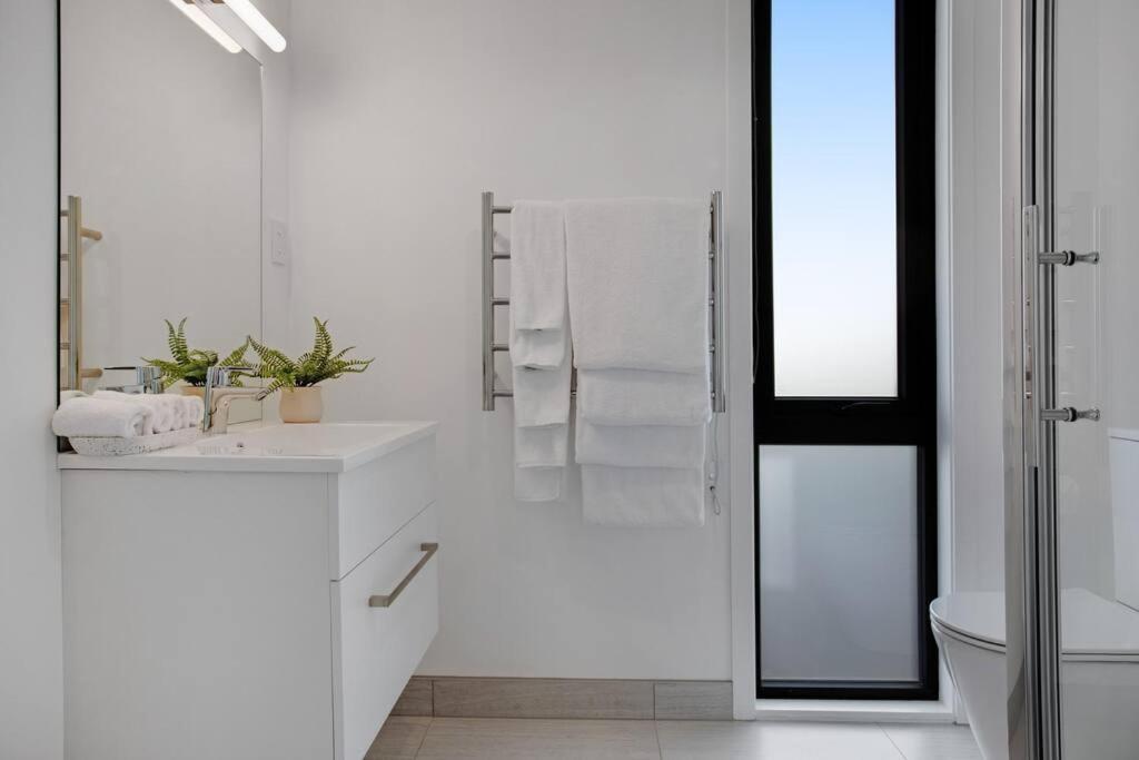 Brand New Family 7km From Airport Auckland