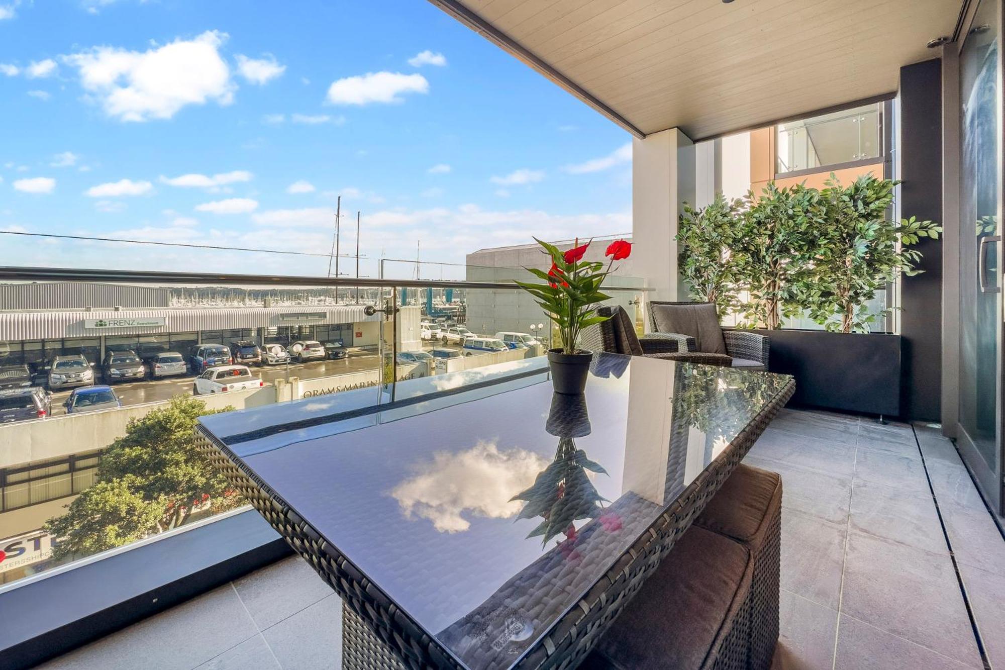 Apartment Wynyard Quarter By Urban Rest Auckland