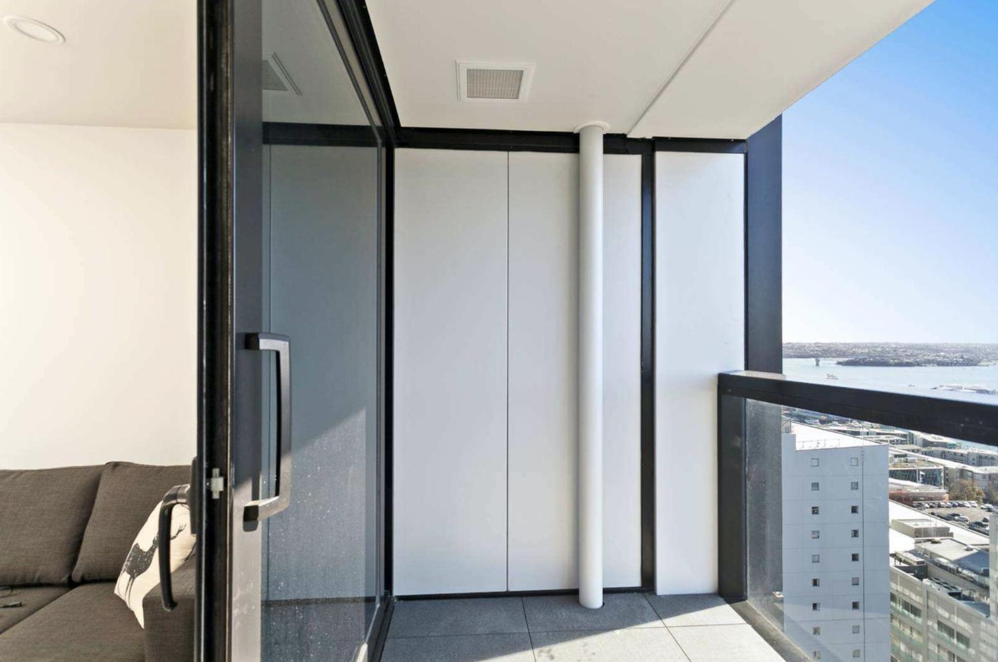 Gorgeous High Floor 2 Bedroom In Cbd Auckland
