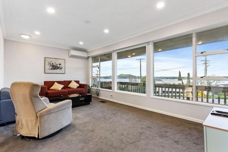 Kiwi With A View Holiday home Auckland