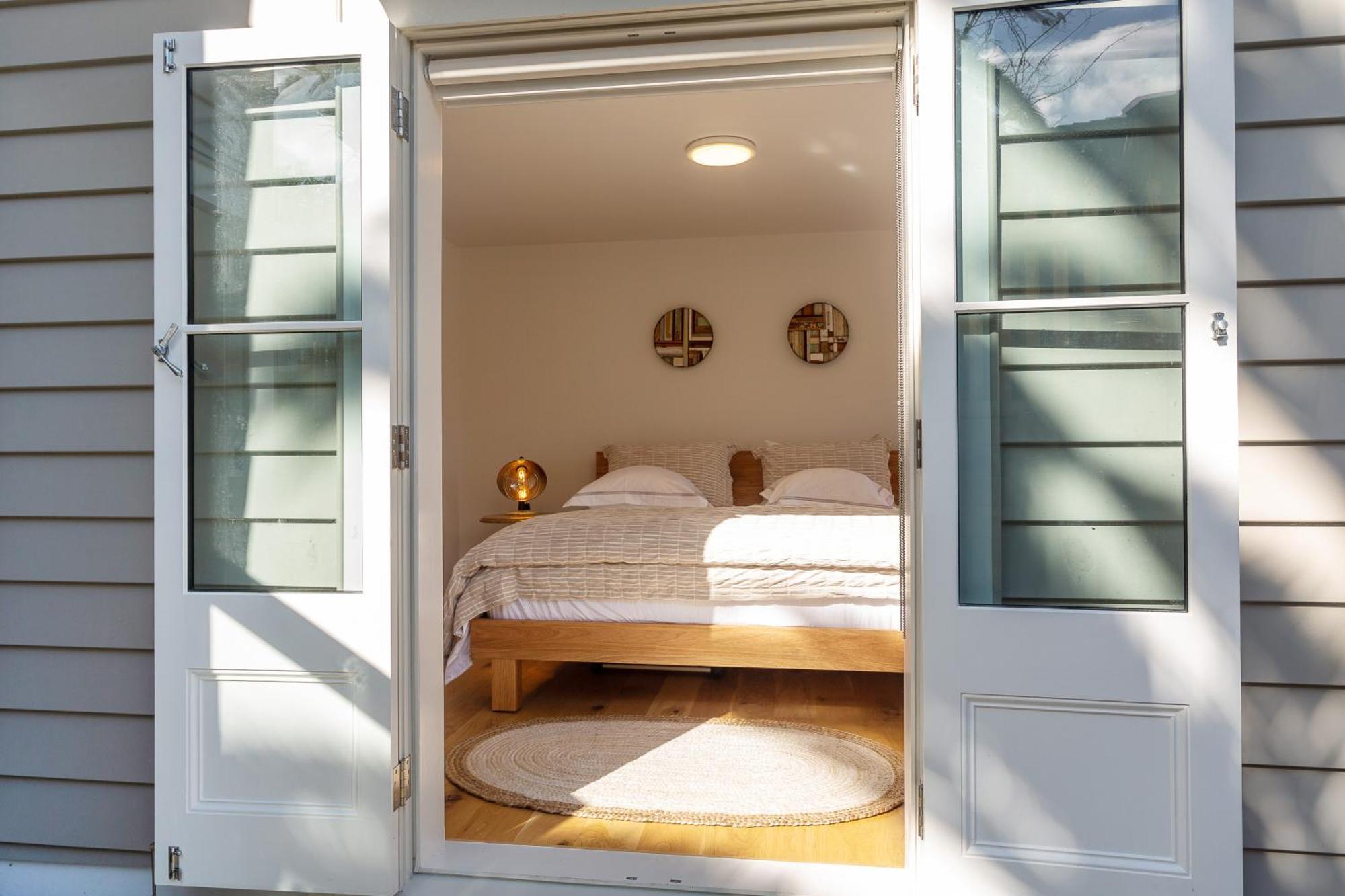 Stunning Self-contained Apartment *