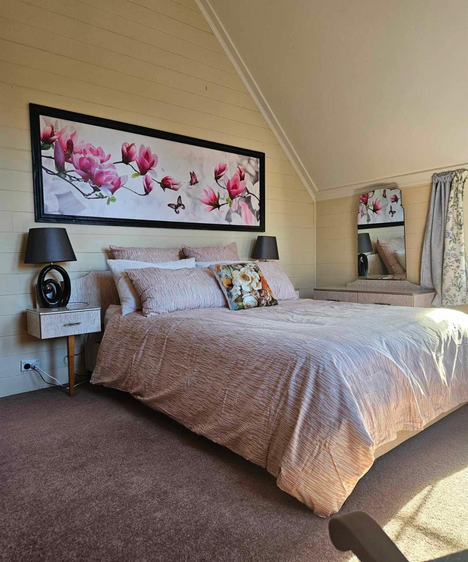 Dovecote House Bed & Breakfast