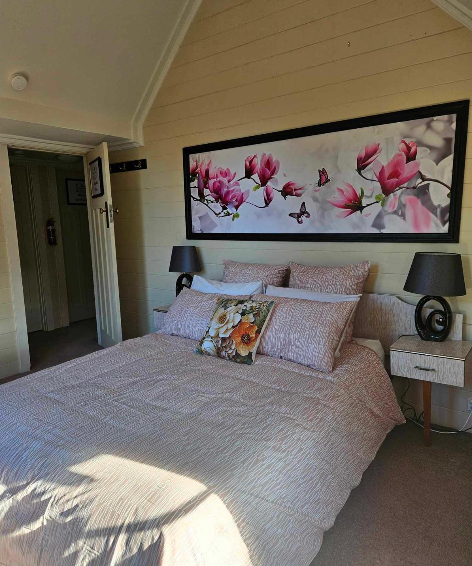 Bed & Breakfast Dovecote House