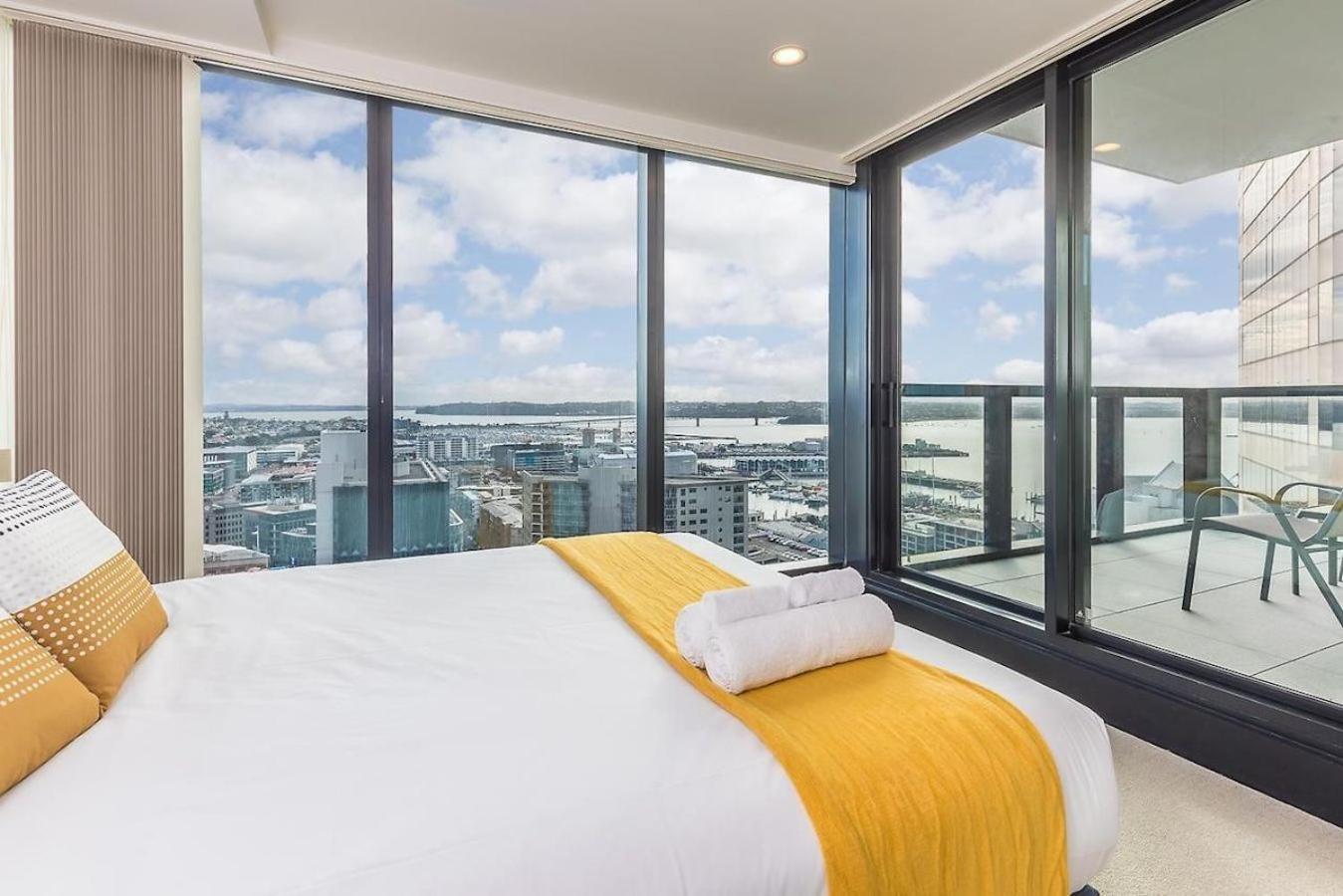 Apartment Gorgeous Seaview 2 Bedroom In Cbd *