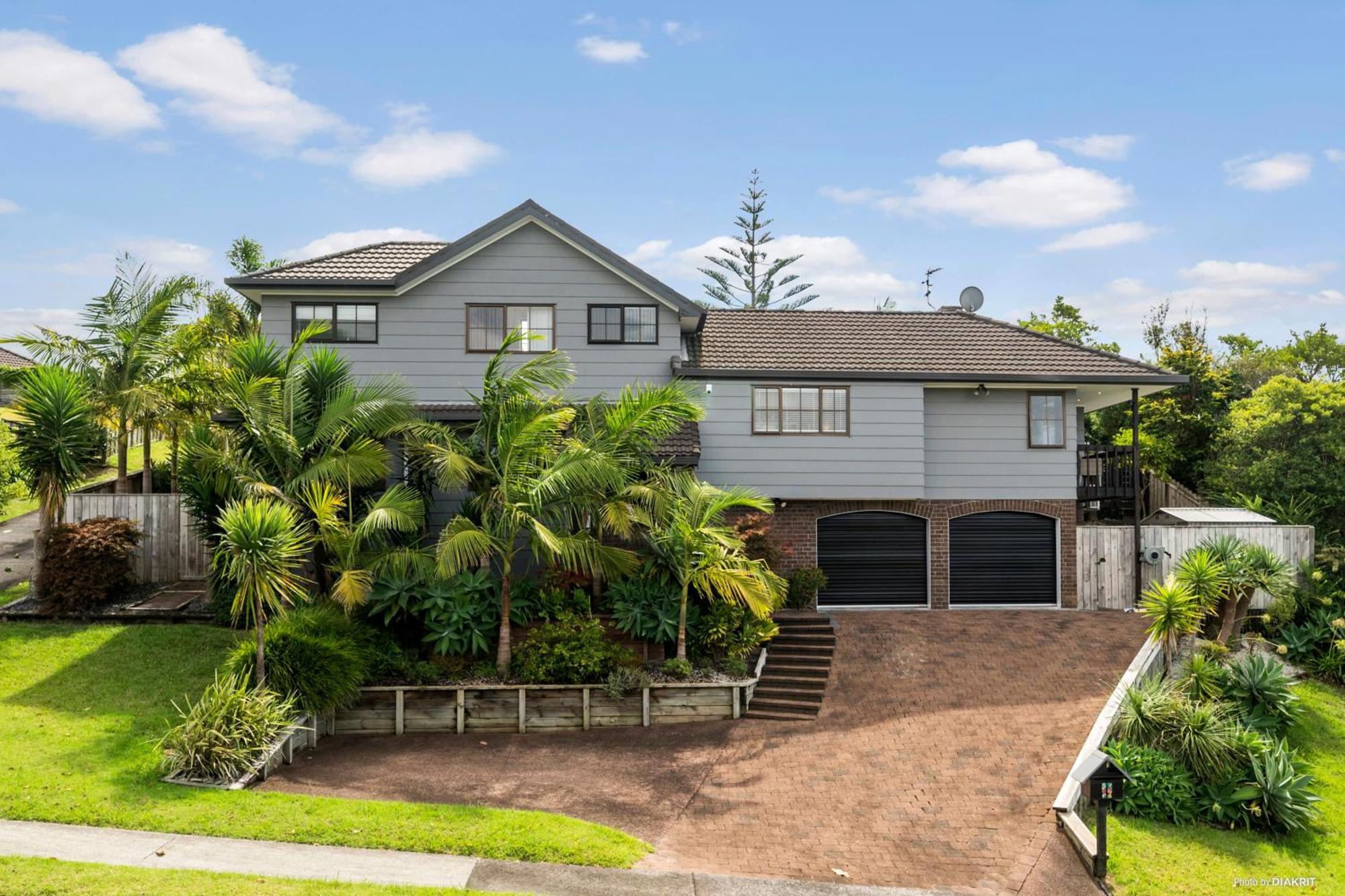 With Pool In Browns Bay Auckland