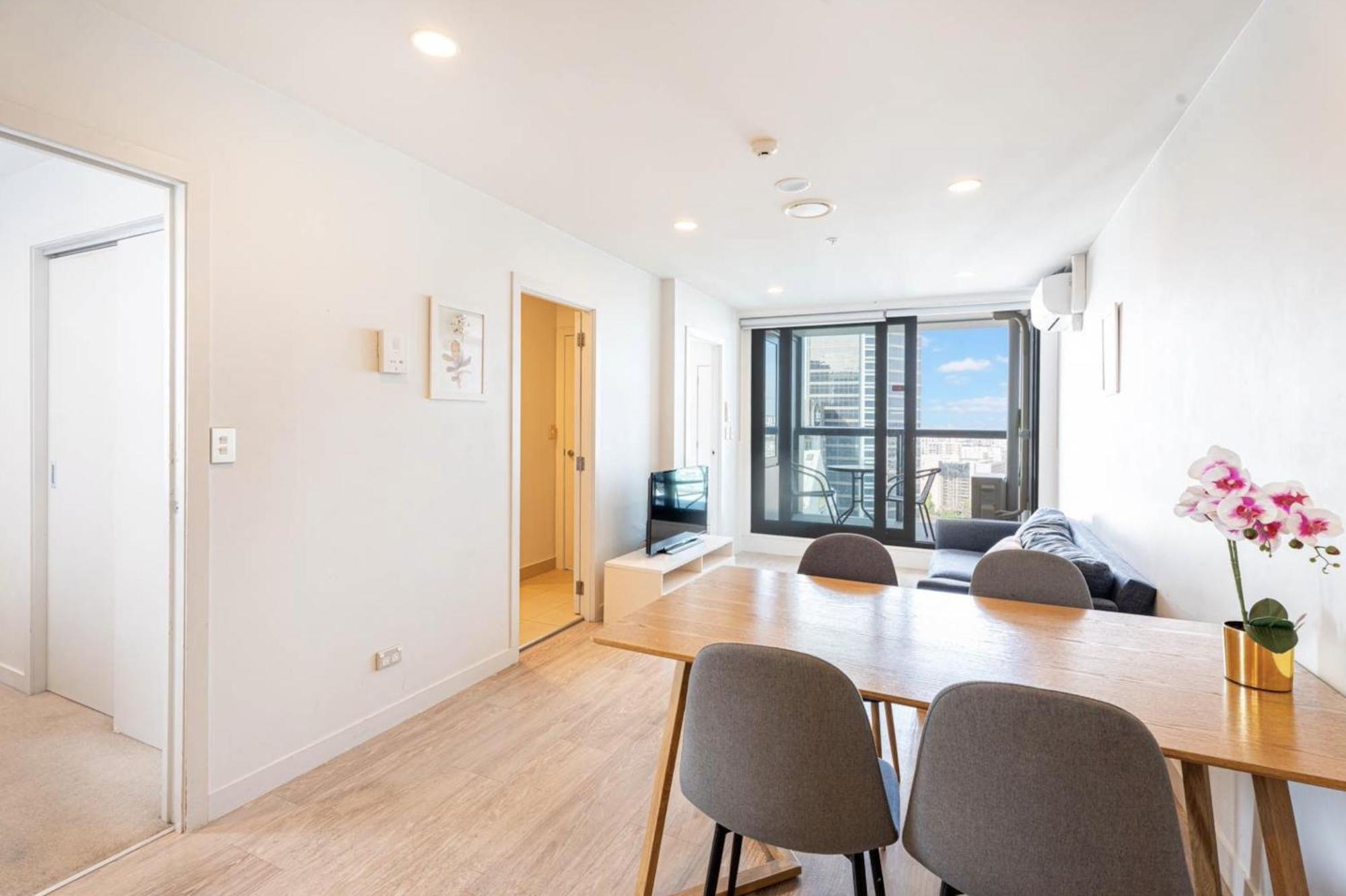 Apartment Gorgeous High Floor 2 Bedroom In Cbd