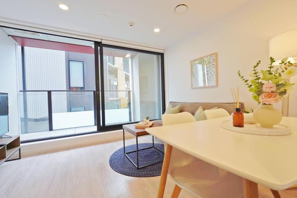 Cozy 1-bedroom With Pool&sauna Auckland