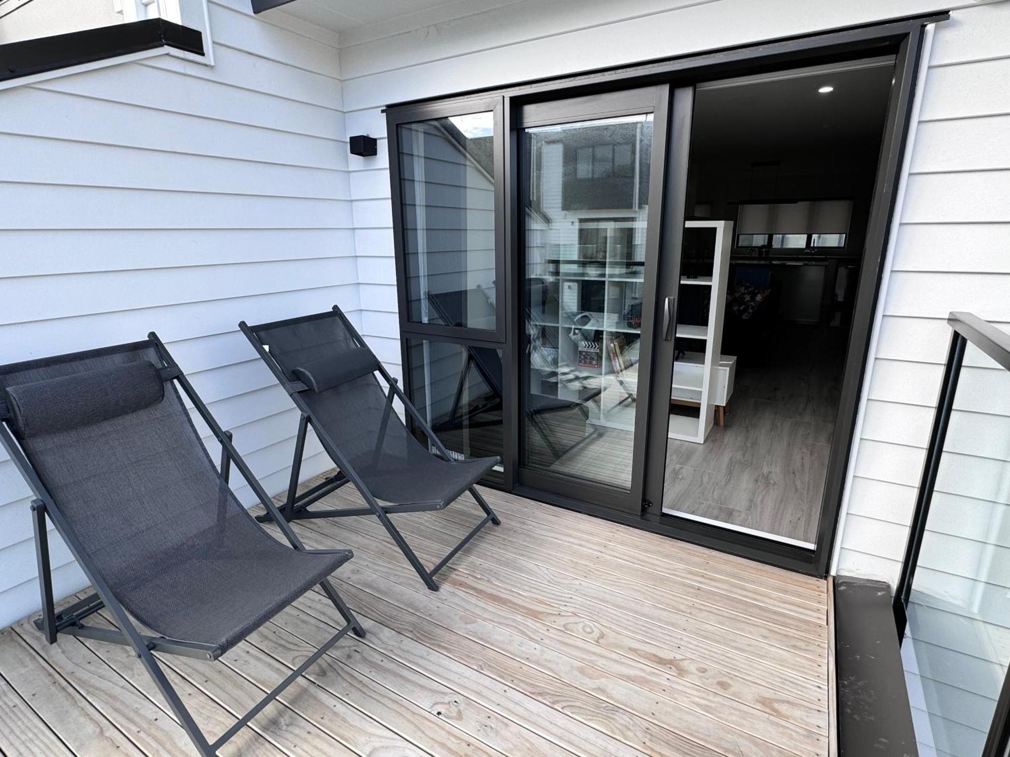 Apartment 3br Near Outlet Shops And Costco