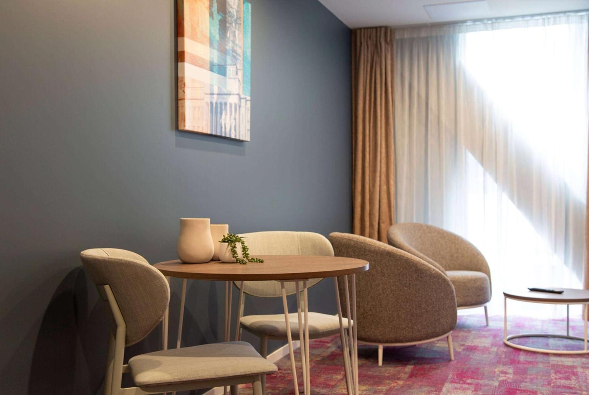 La Quinta By Wyndham Parnell Hotel 4*
