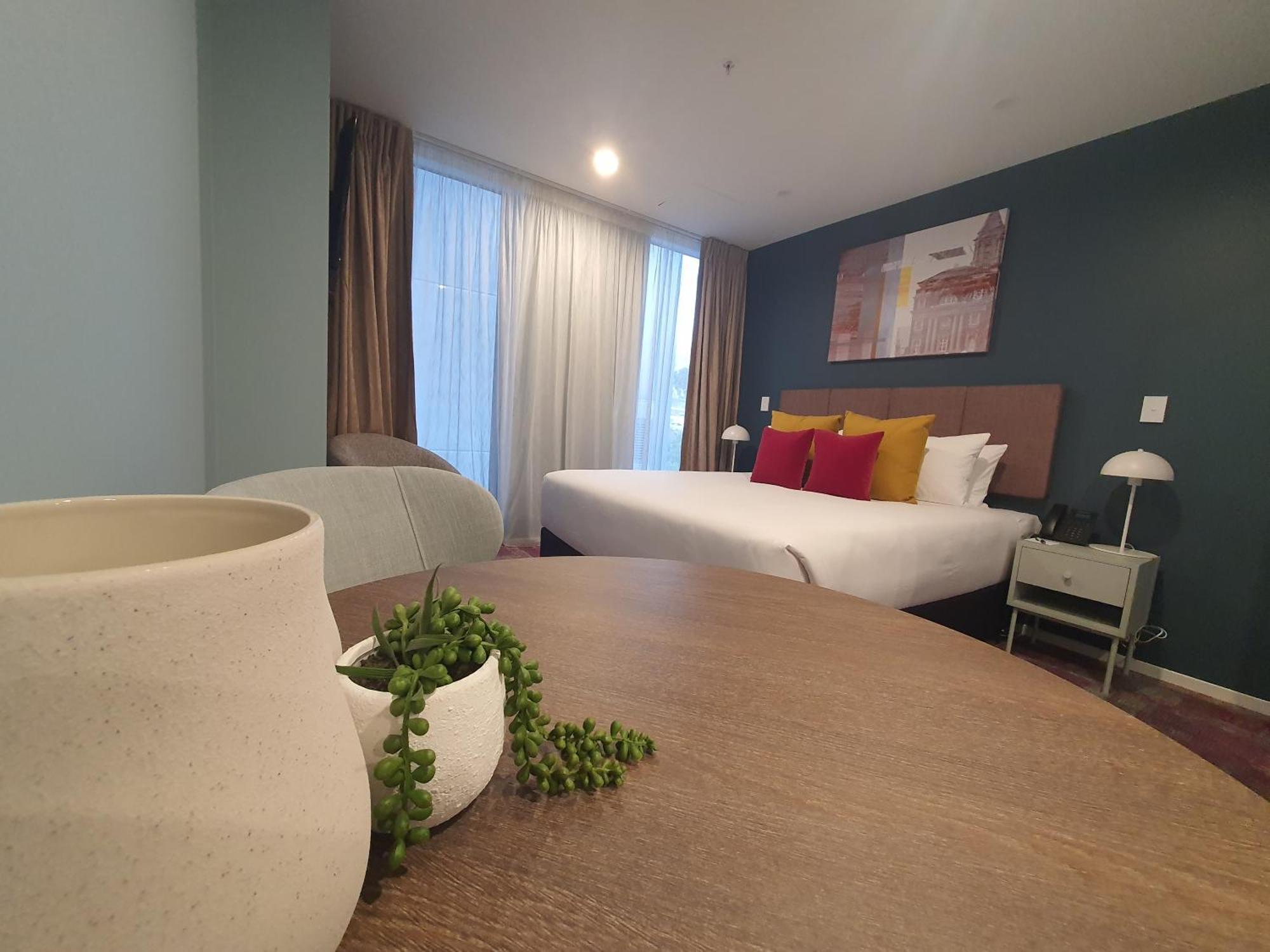 La Quinta By Wyndham Parnell Hotel