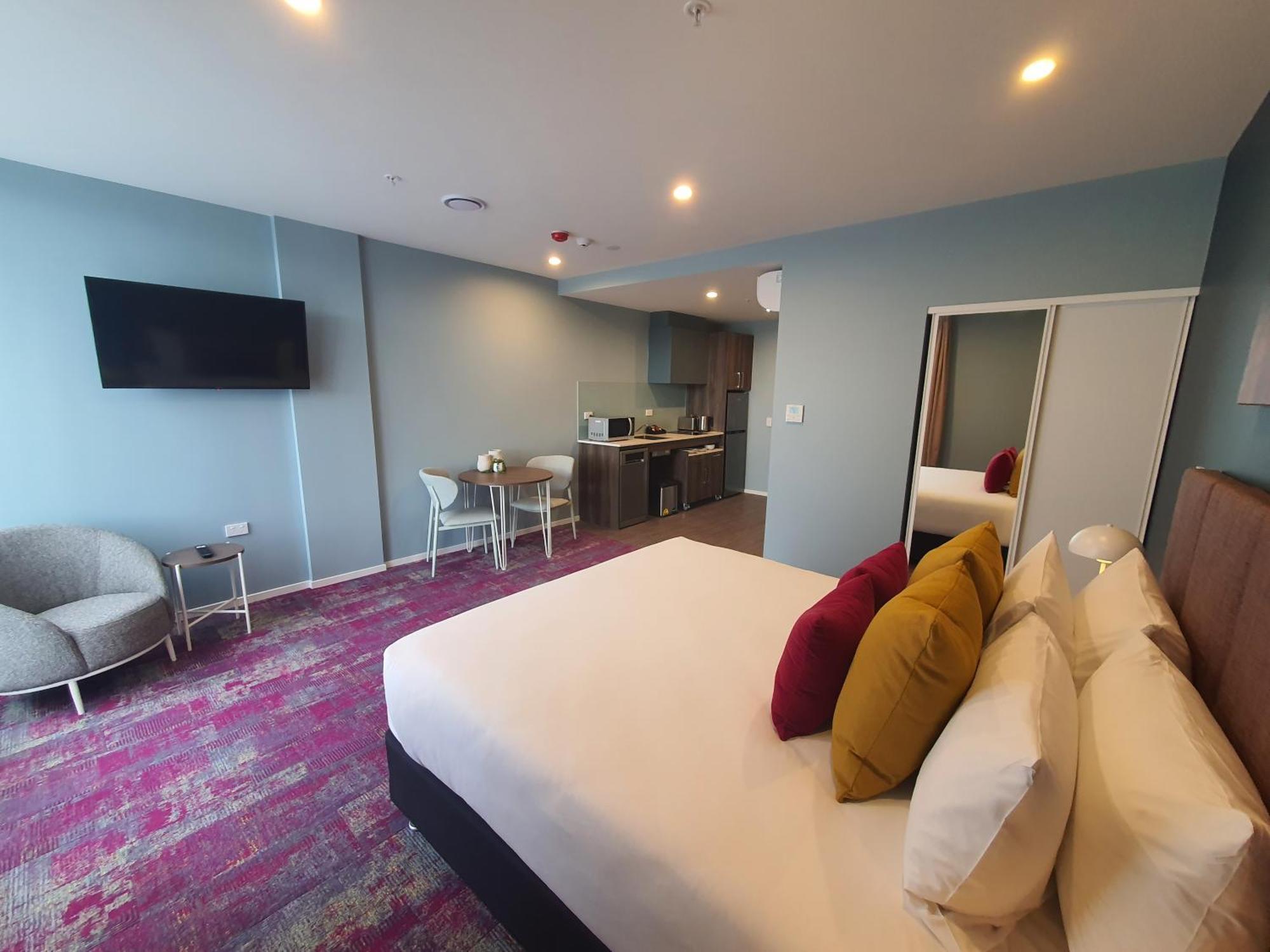 Hotel La Quinta By Wyndham Parnell 4*