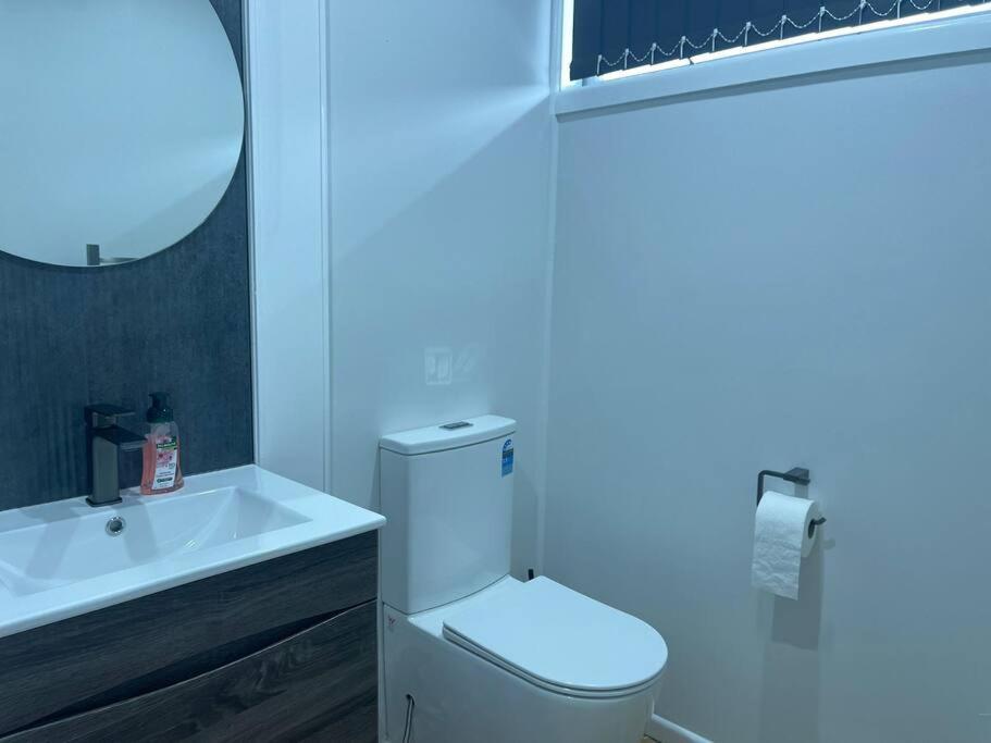 Holiday home Spacious Ktc Milford Retreat