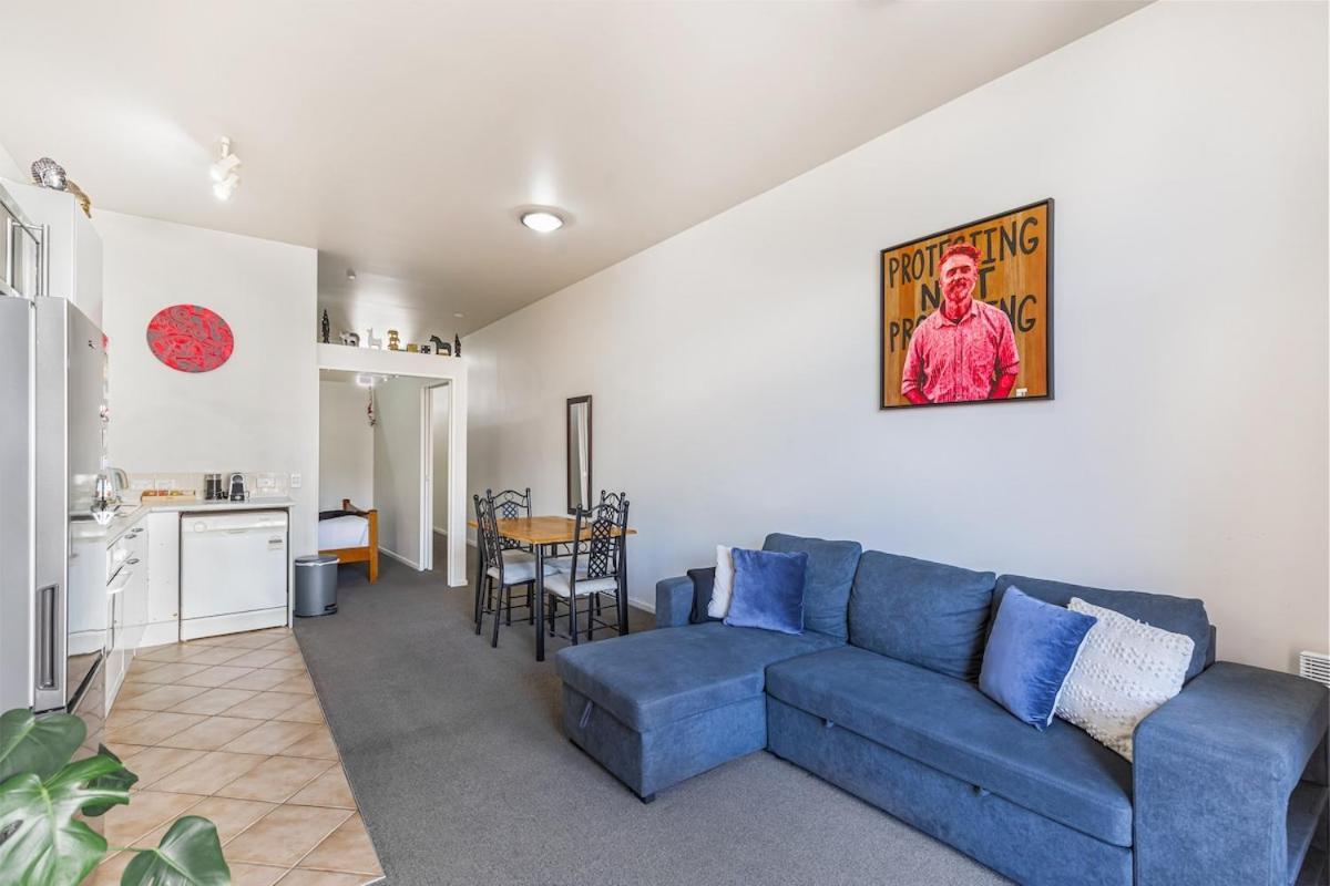 1br Haven With Balcony & Parking