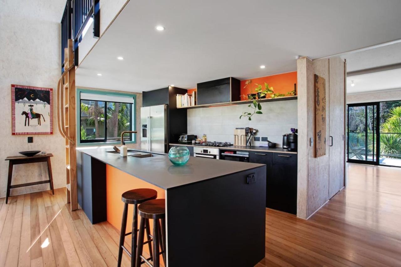 Artist Colourful Casa With Spa Pool Near Beaches * Auckland
