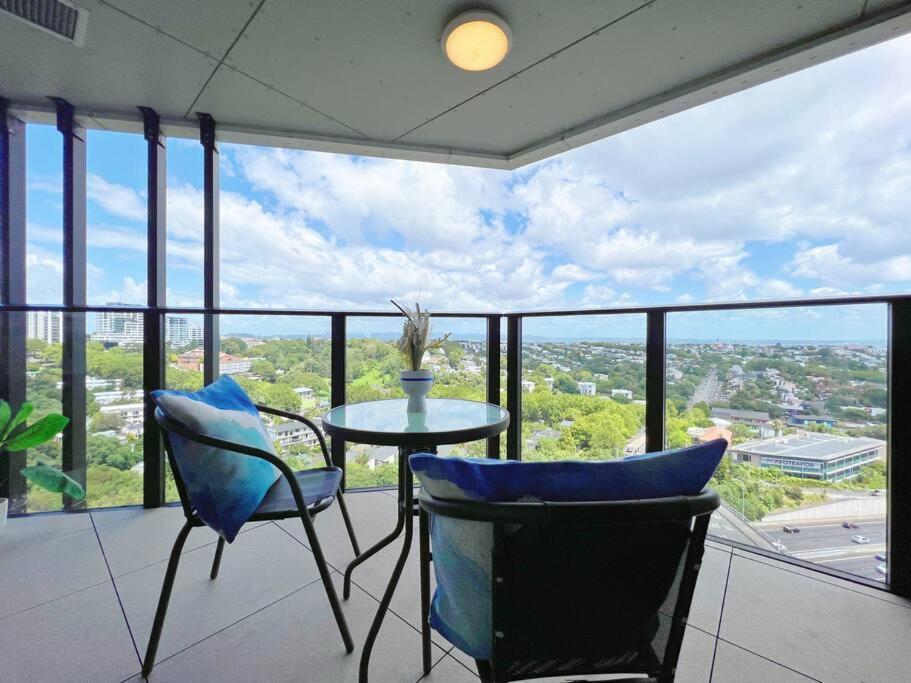 Amazing Sunset View Penthouse Apartment *