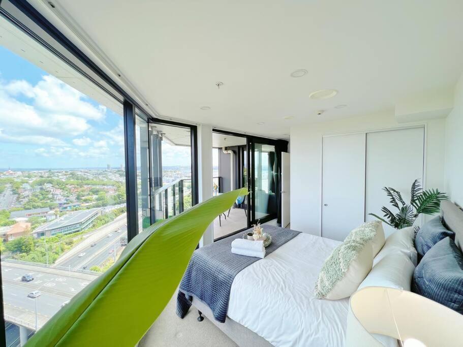 Amazing Sunset View Penthouse Apartment Auckland