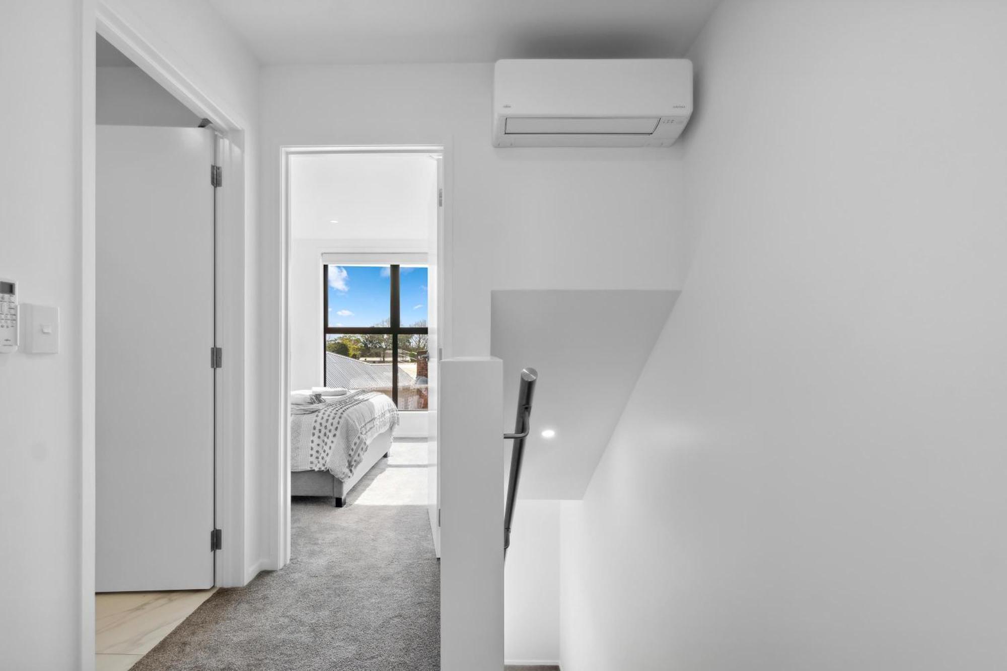Holiday home Modern 2-bedroom Retreat With Private Patio Auckland