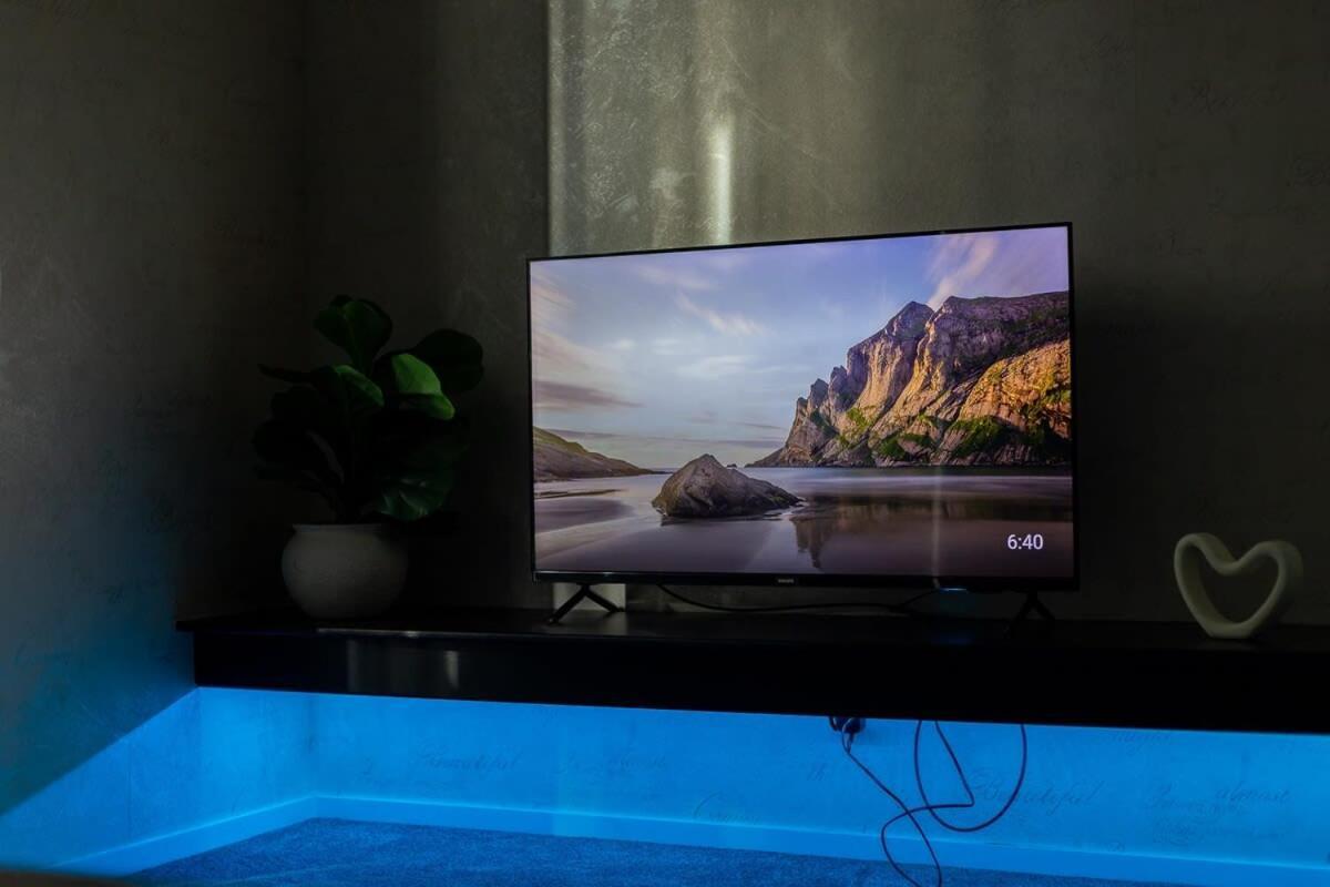 Spectacular Te Kanawa Views - 2br Retreat * Auckland