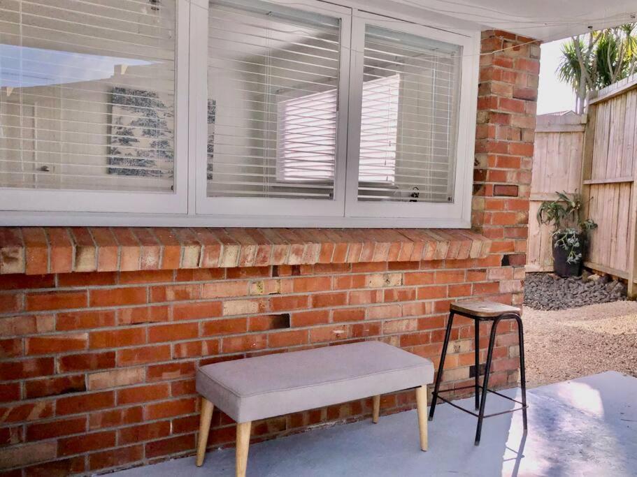 Apartment Own Sunny Quiet Haven, Own 1 Bedroom House & Garden With Car Park, Central To Airport, Cbd & Sylvia Park Mall Auckland