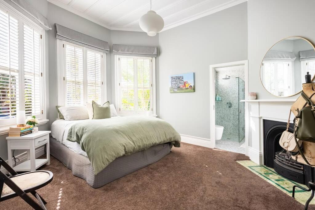 Apartment Lovely Beachside In Cheltenham