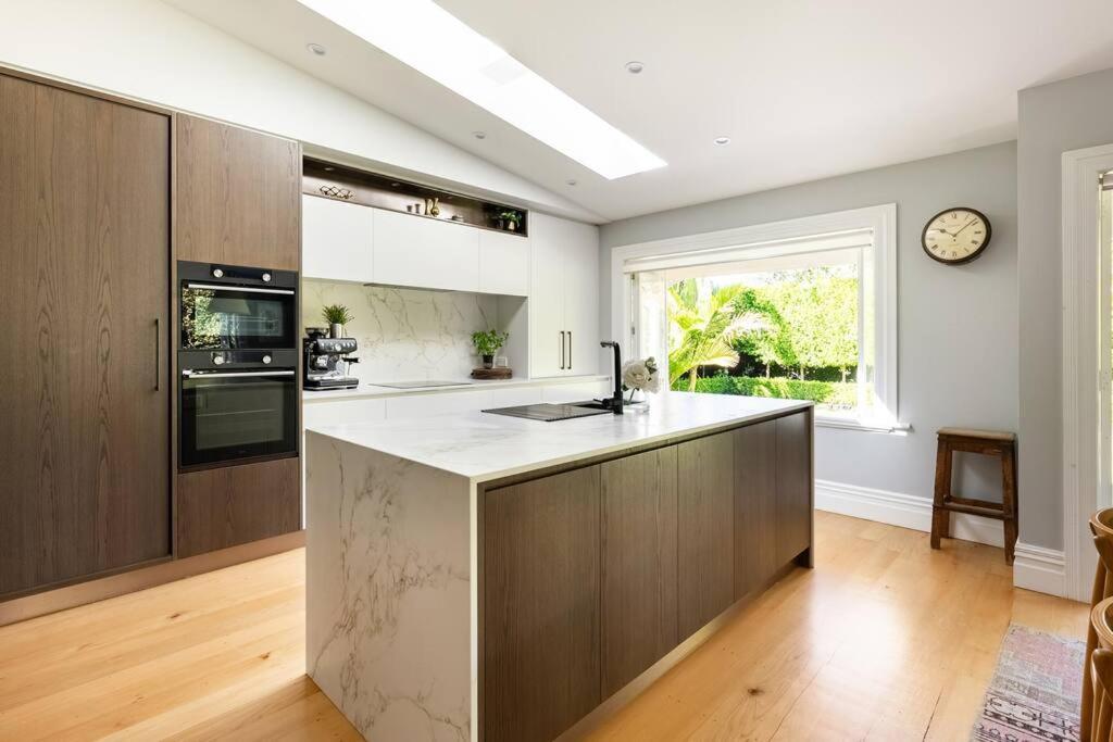 Lovely Beachside In Cheltenham Apartment Auckland