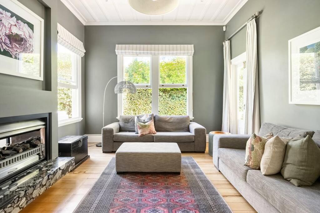 Lovely Beachside In Cheltenham *